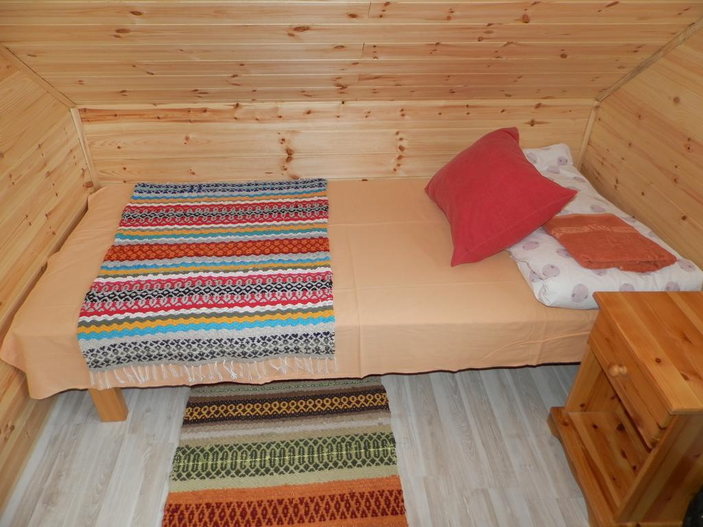 Ala-Laugu Holiday Home Leisi 외부 사진