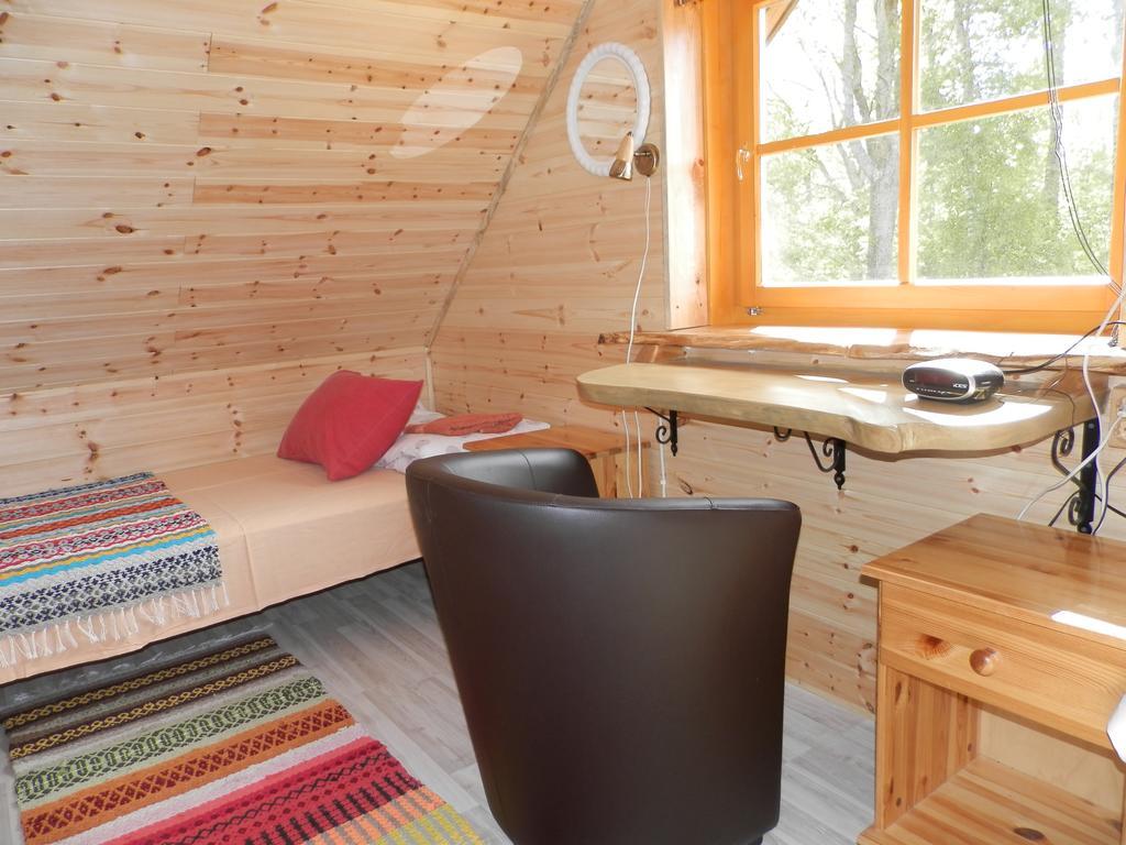 Ala-Laugu Holiday Home Leisi 외부 사진