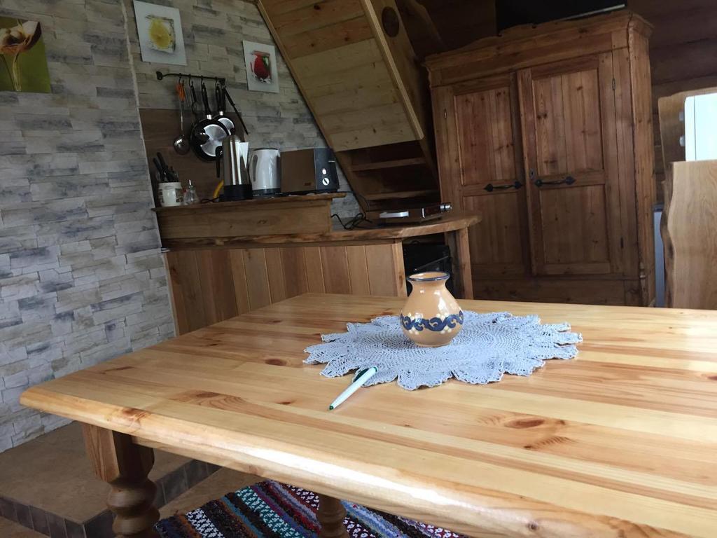 Ala-Laugu Holiday Home Leisi 외부 사진
