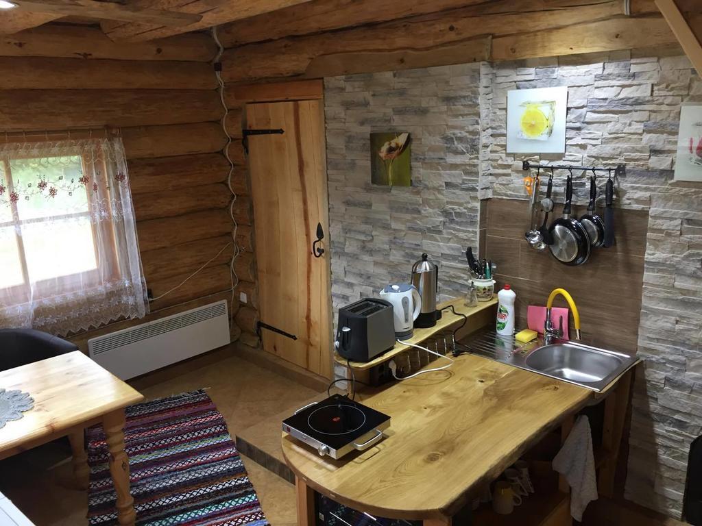 Ala-Laugu Holiday Home Leisi 외부 사진