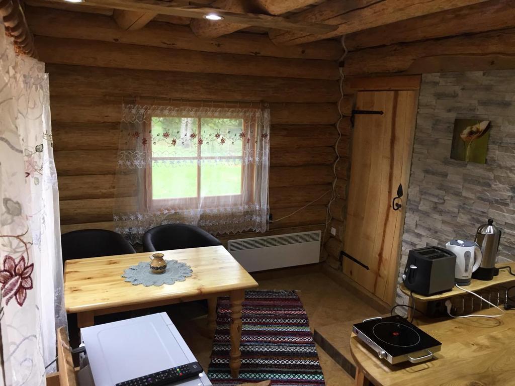Ala-Laugu Holiday Home Leisi 외부 사진